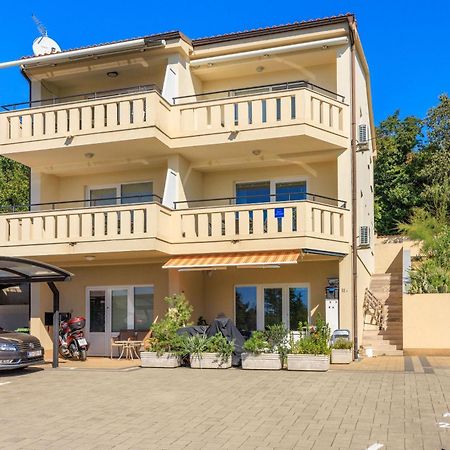Apartments Petak Novi Dramalj Exterior photo